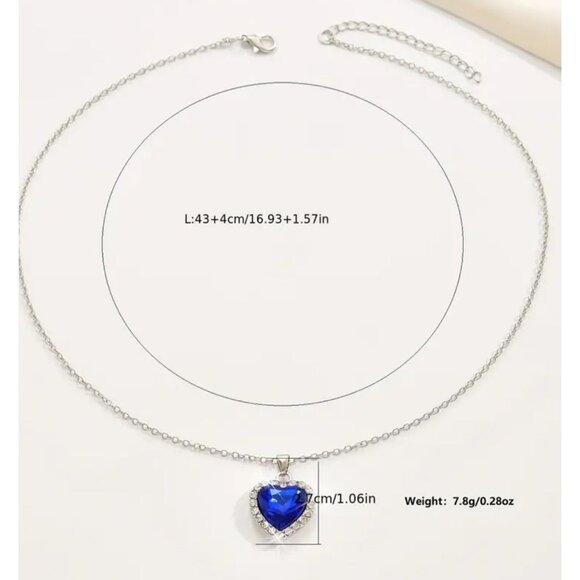 Heart Pendant Necklace - Elegant Rhinestone Gift - Picture 4 of 5